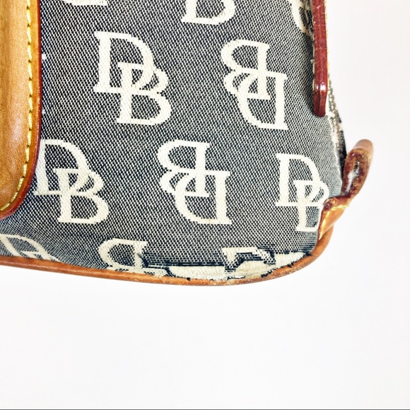 2/$30 Vintage Dooney & Bourke bag - Picture 4 of 7